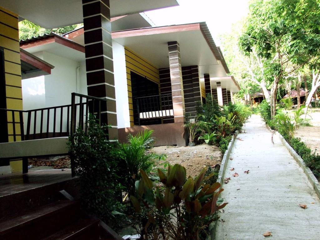 Lipe Sunset Forest Resort Room photo